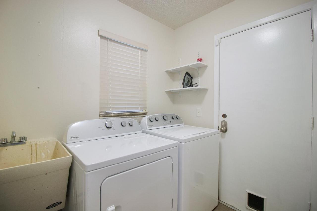 Tampa Bay Pool Home With Heated Pool Brandon Ngoại thất bức ảnh